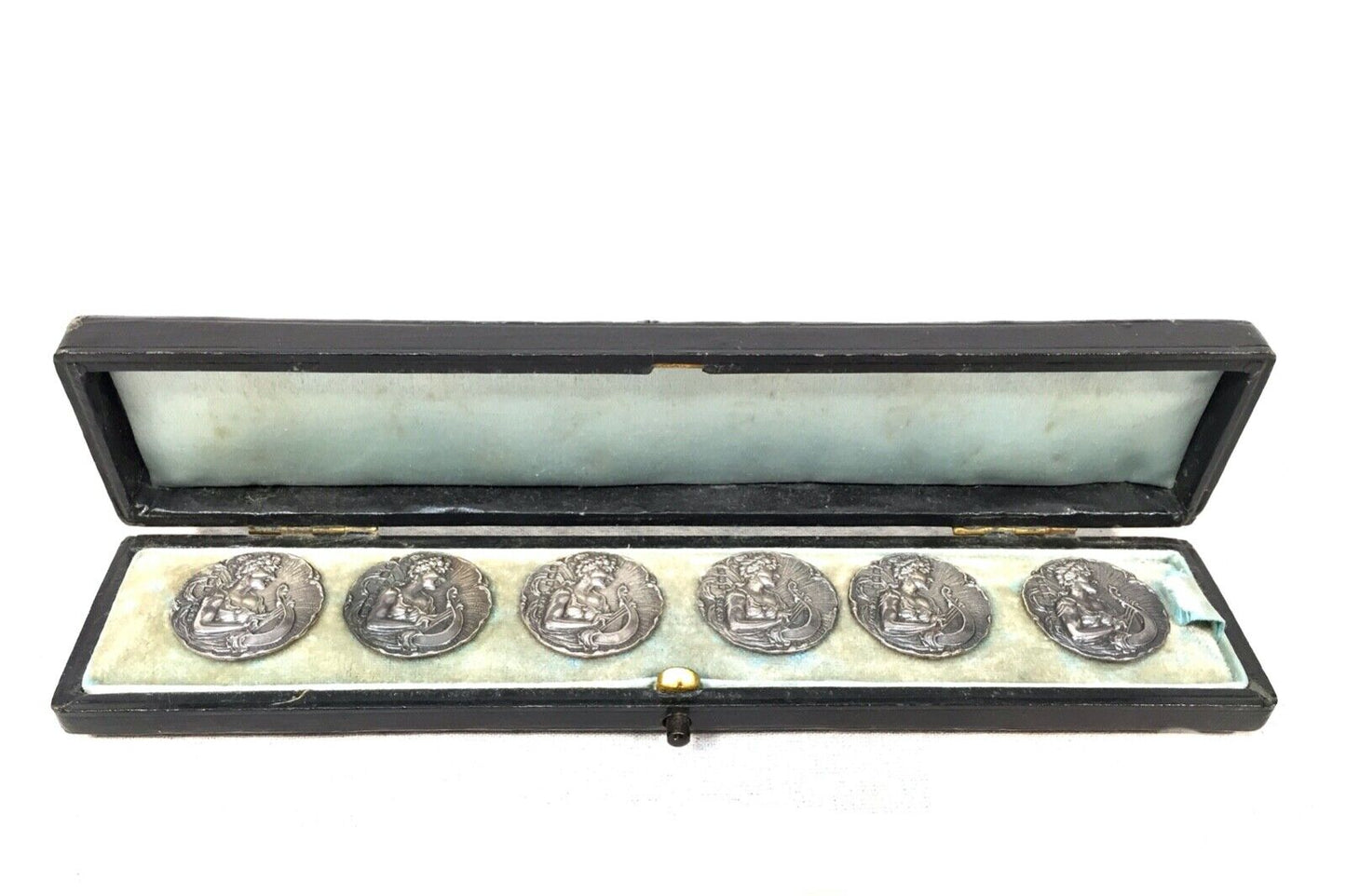 Antique Cased Set of Six Silver Art Nouveau Buttons - Birmingham 1901 Saunders