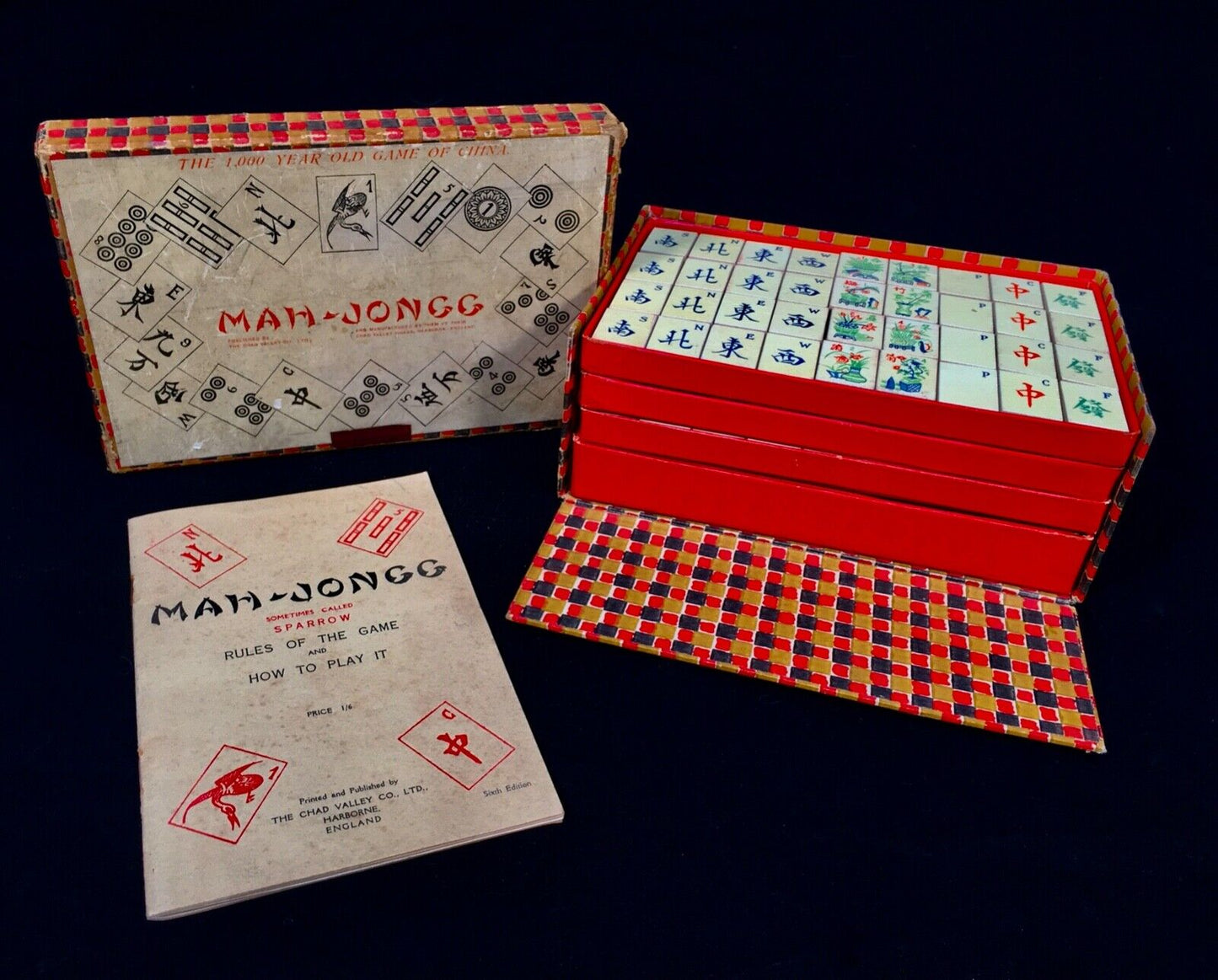 Antique Bamboo Mahjong Set / Mah Jong Game in Travel Box / Vintage