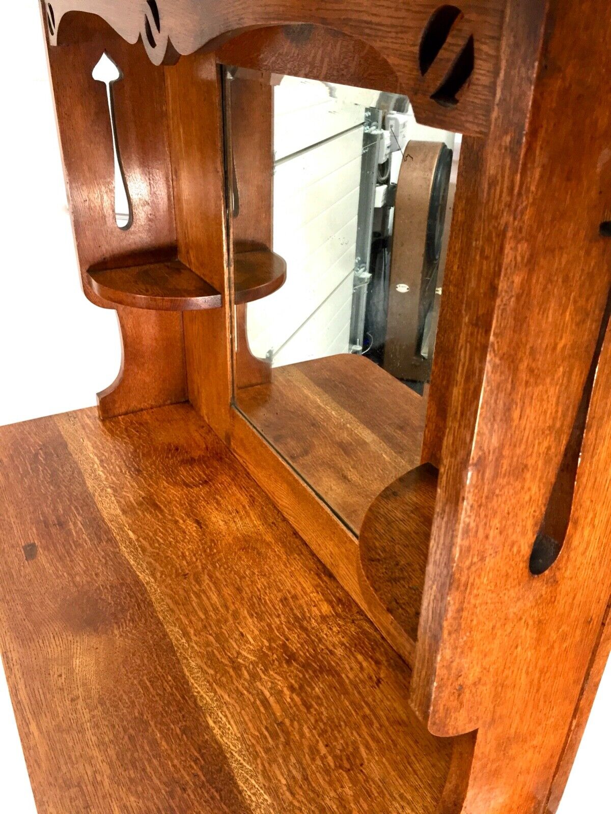 Antique English Arts & Crafts Oak Cabinet / Dresser / Sideboard Cupboard c.1900
