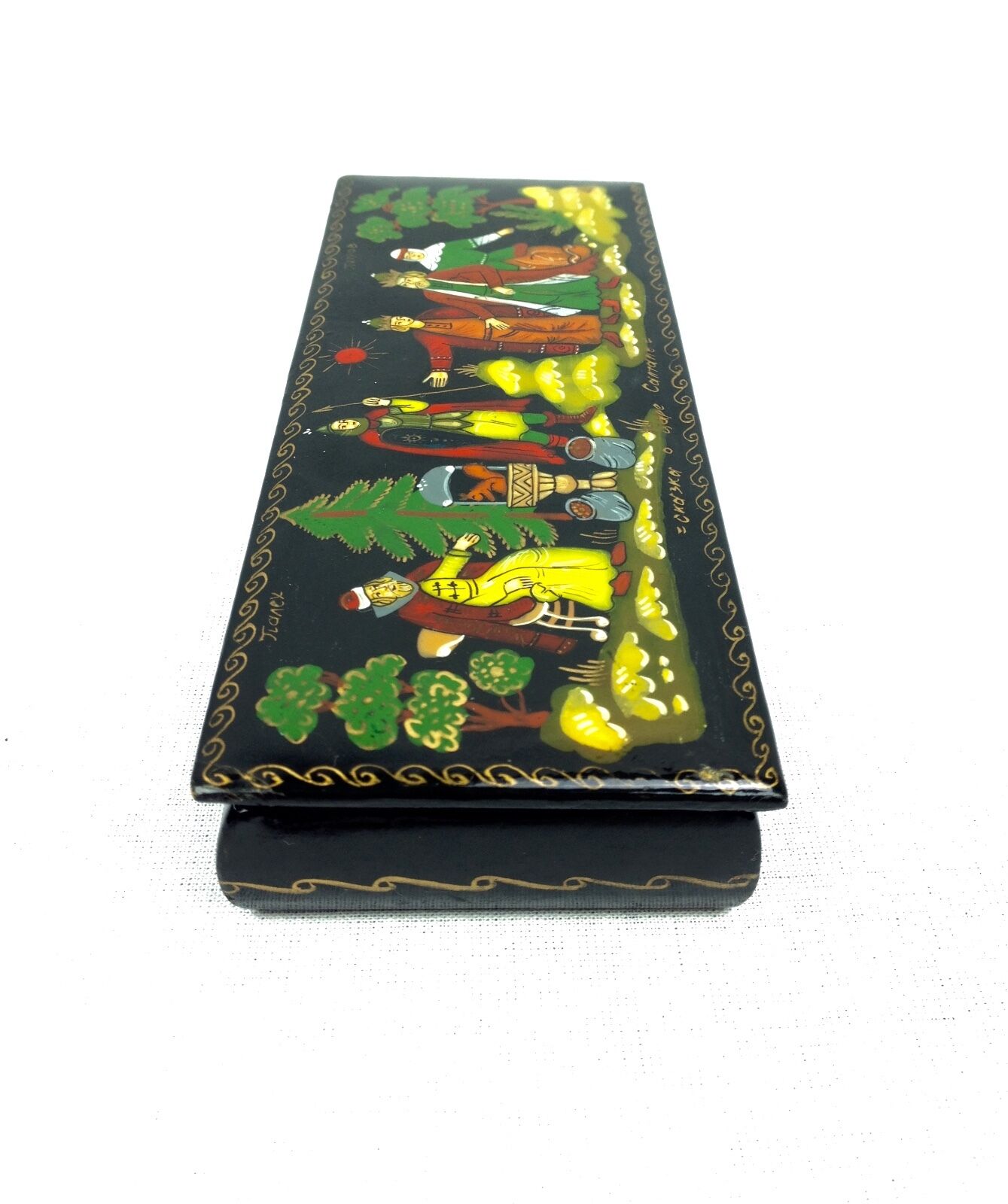 Russian Lacquer Box / Signed / Lacquered Collectable Vintage