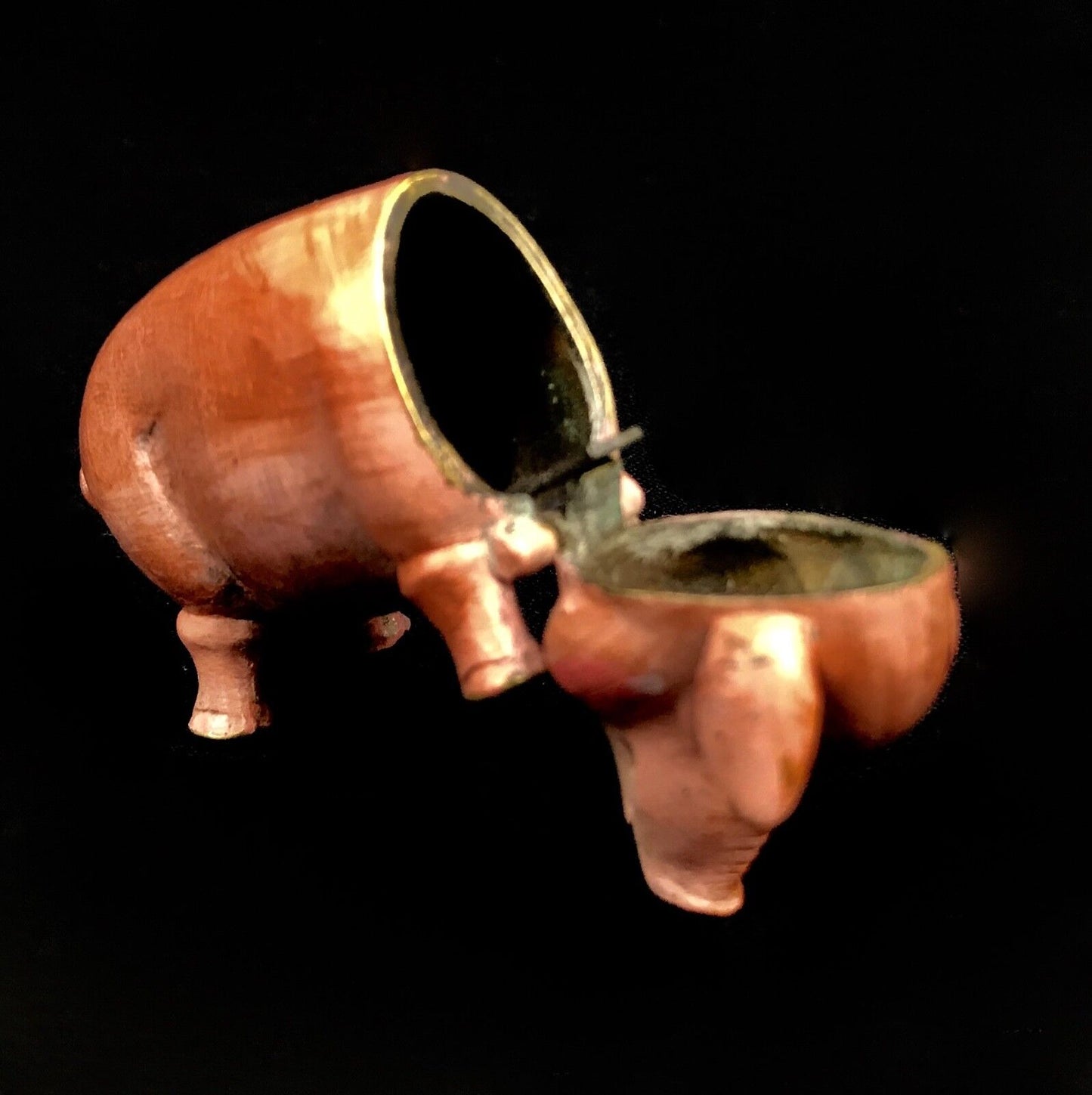 Vintage Pig / Piglet Cold Painted Brass Match Vesta Case / Box / Holder