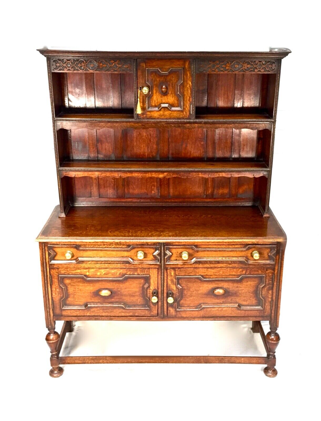 Antique 19th Century Wooden Oak Carved Dresser Cabinet / Display Unit c.1900