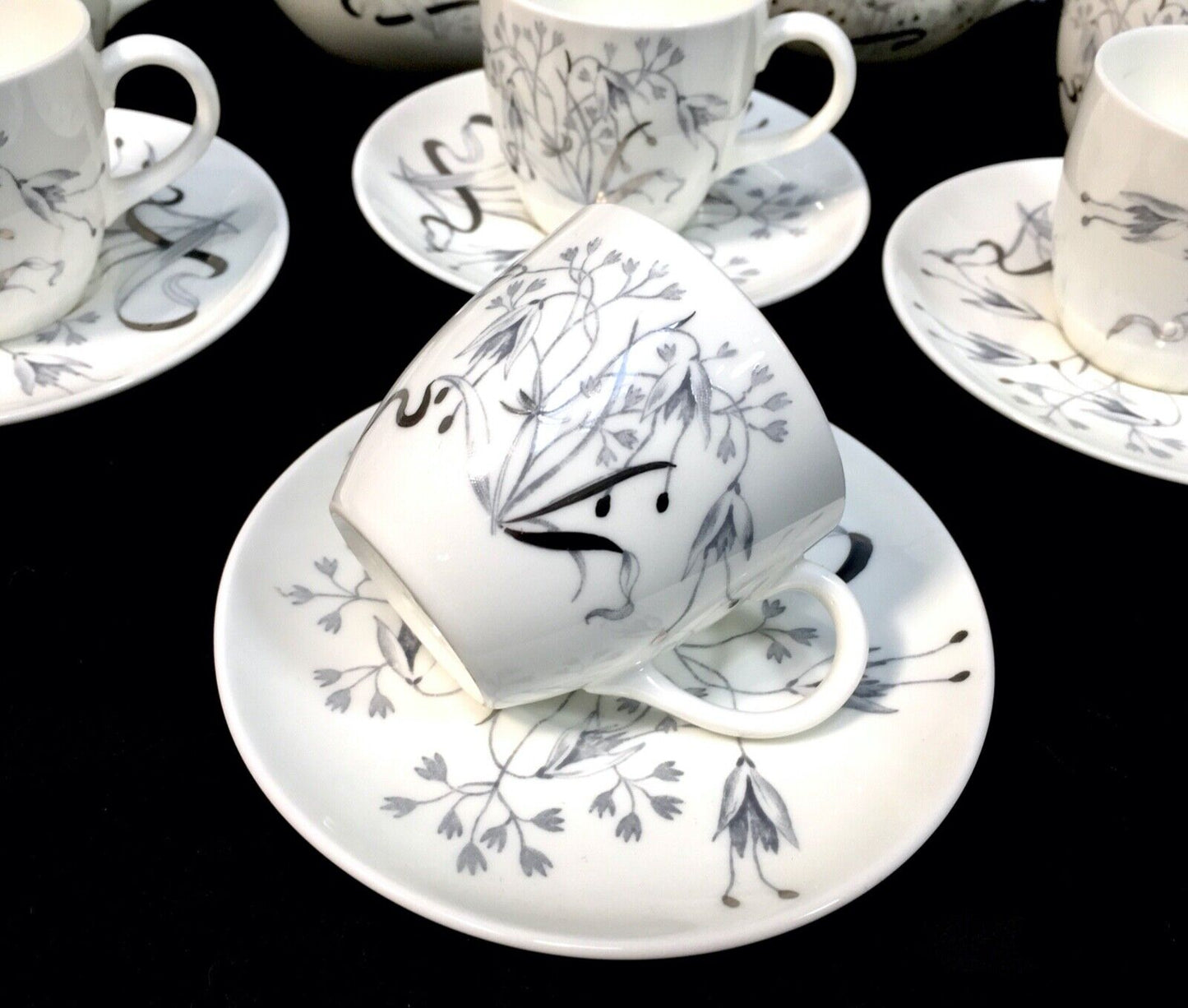 Antique Wedgwood Coffee Set - Wild Oats W4166 - For 6 People / Vintage China