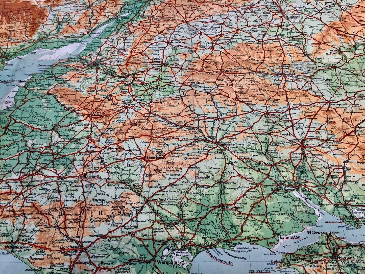 Antique Set of Britain Motoring Road Maps in Travel Case / Vintage