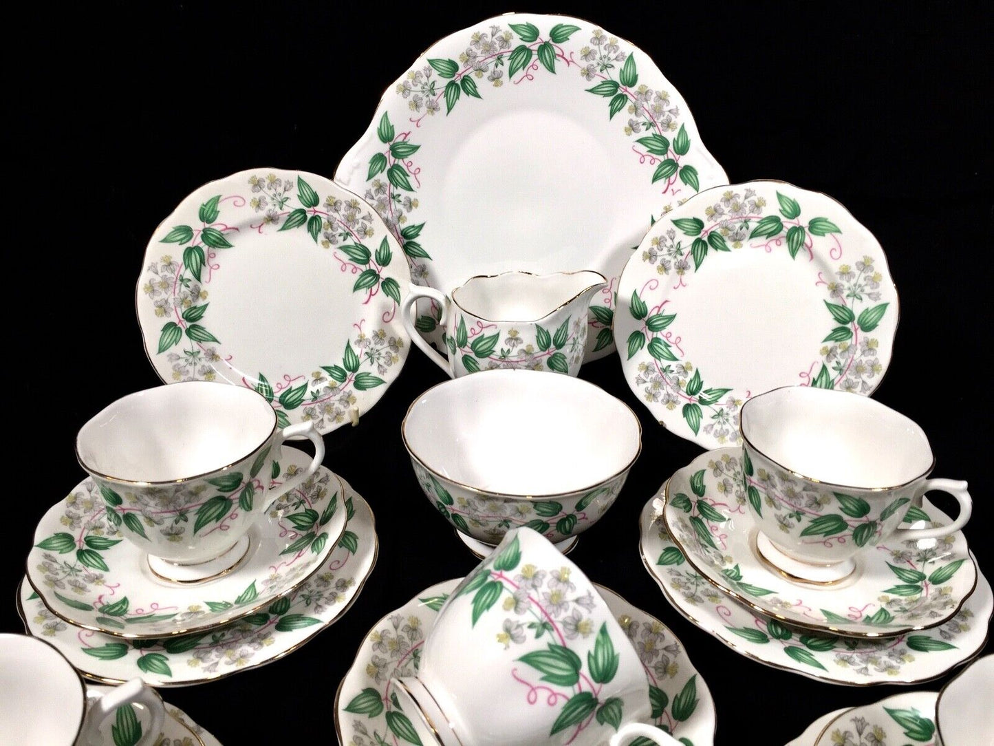 Vintage Royal Albert Travellers Joy Tea Set for 6 People / Cup / Trio / Saucer