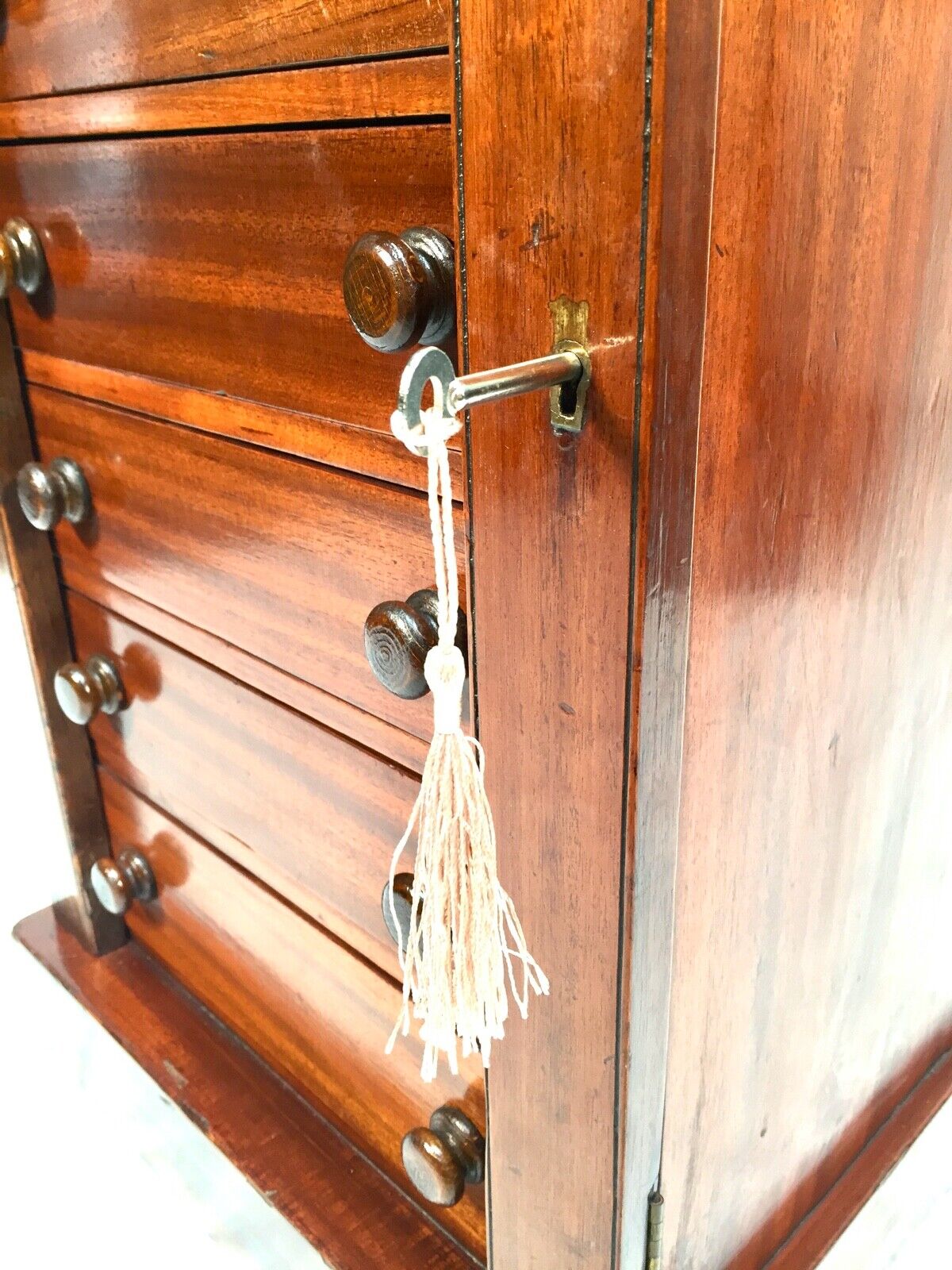 Antique Victorian Mahogany Tabletop Wellington Chest of Drawers / Filing Cabinet