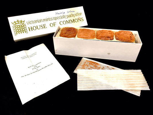 Boxed House of Commons Chocolates Signed Harold Wilsons Clare Francis 1976 RARE