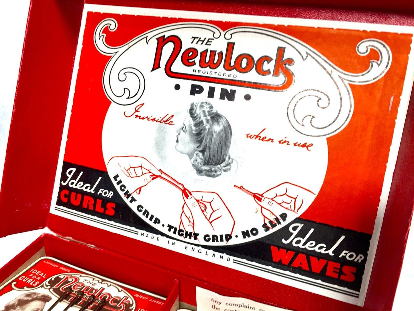 Antique Advertising - 1940s Shop Display Box Set Newlook Hair Pins by Newey Bros